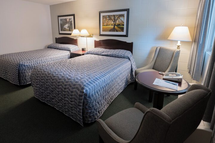 Room 7 of 25
