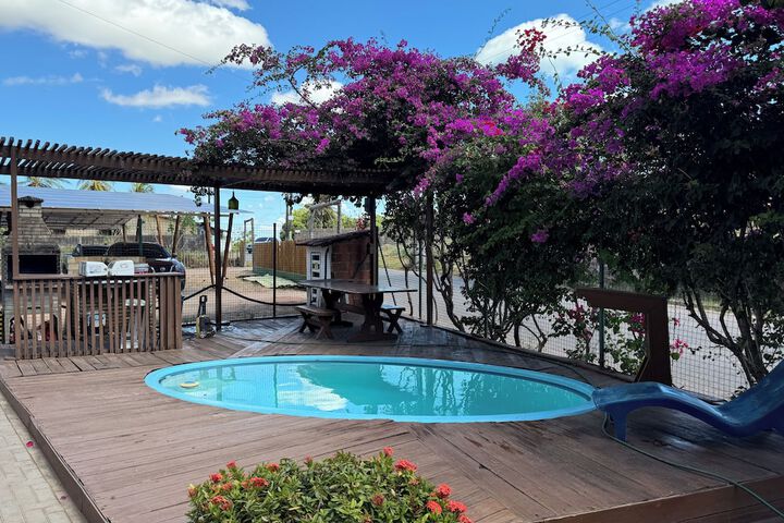 Pool 18 of 24