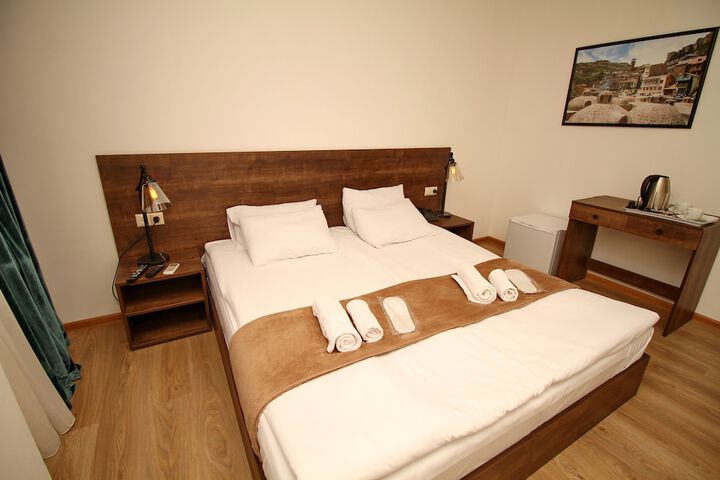 Room 15 of 134