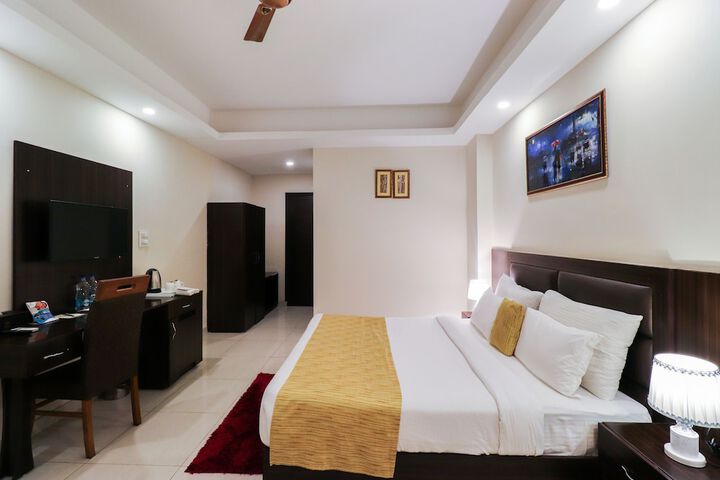 Room 14 of 92