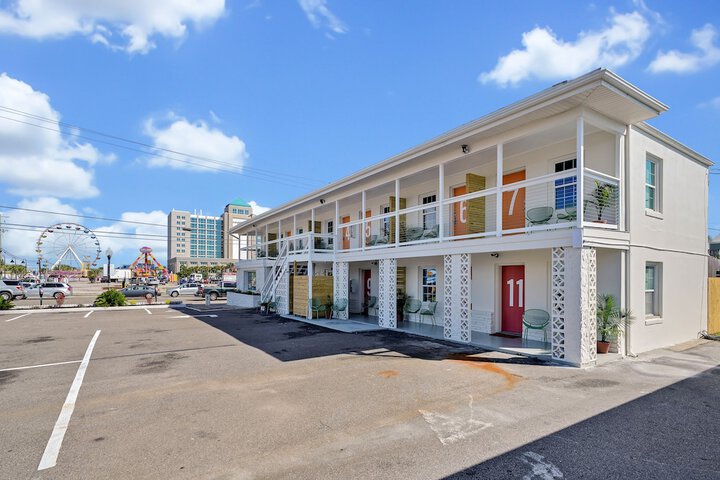Hotel 63 of 63