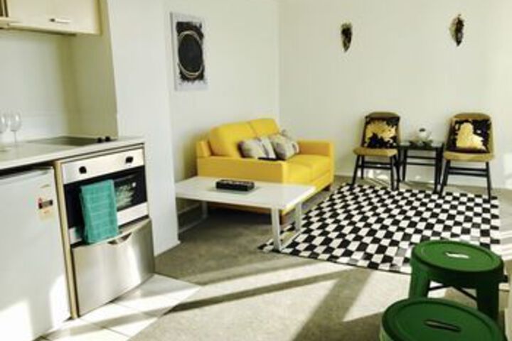 Room 6 of 21