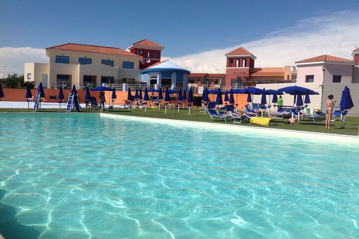 Hotel Pool