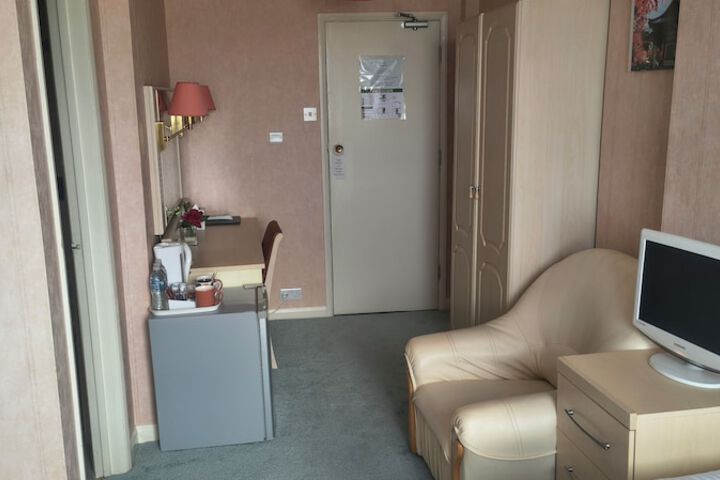Room 108 of 184