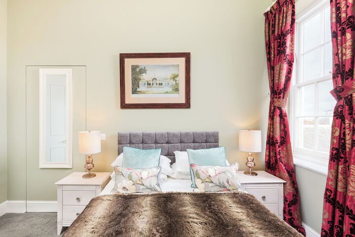 Room 74 of 261