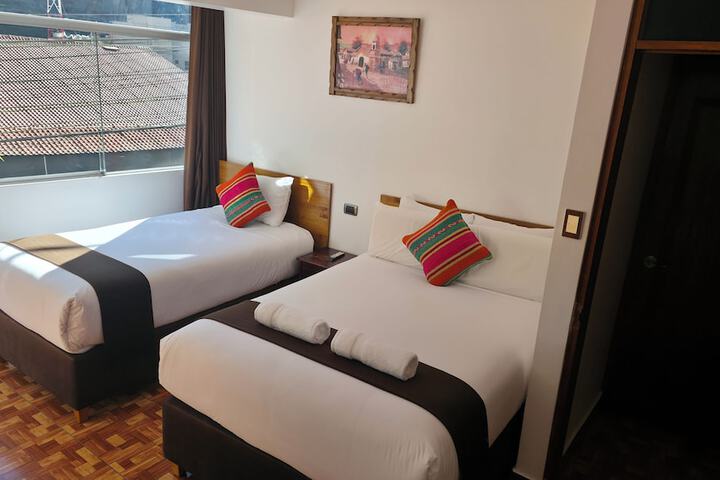 Room 11 of 21