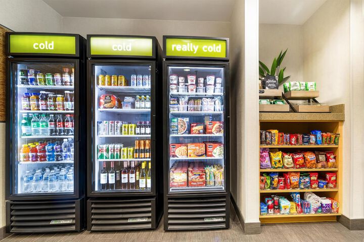Snack bar