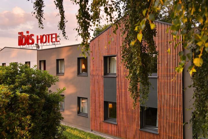 Hotel 63 of 66