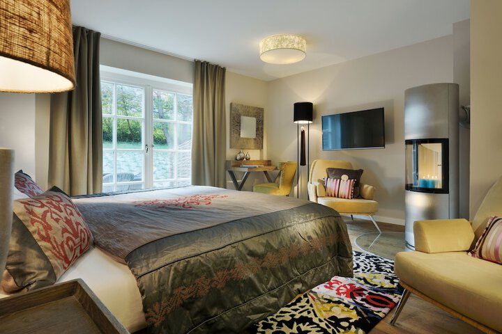 Room 6 of 47