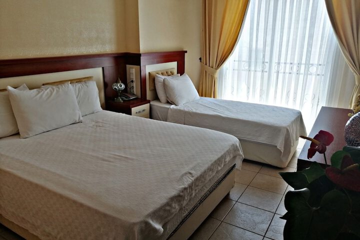 Room 5 of 27