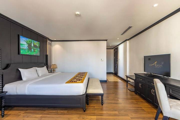 Room 21 of 65