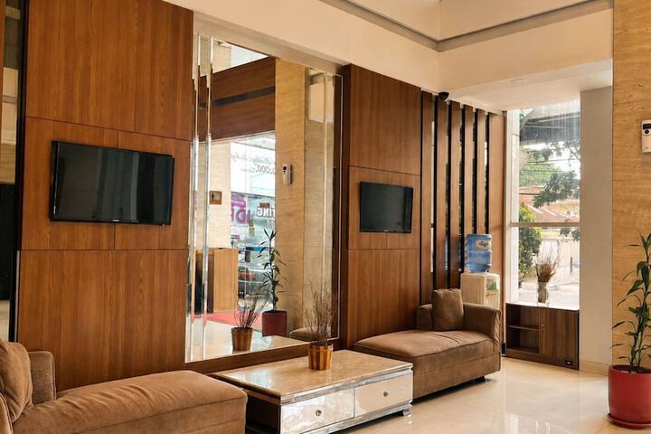 Lobby Photos