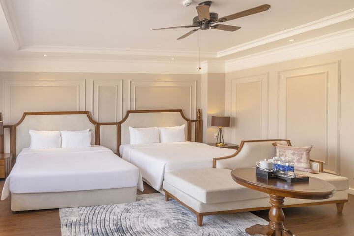 Room 9 of 62