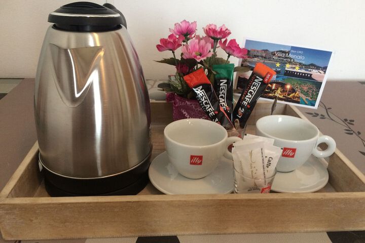 Breakfast/Coffee Service 37 of 65