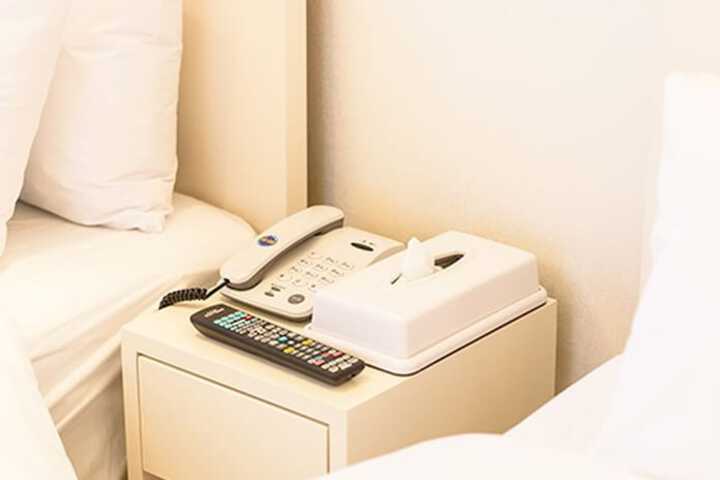 Room 6 of 43