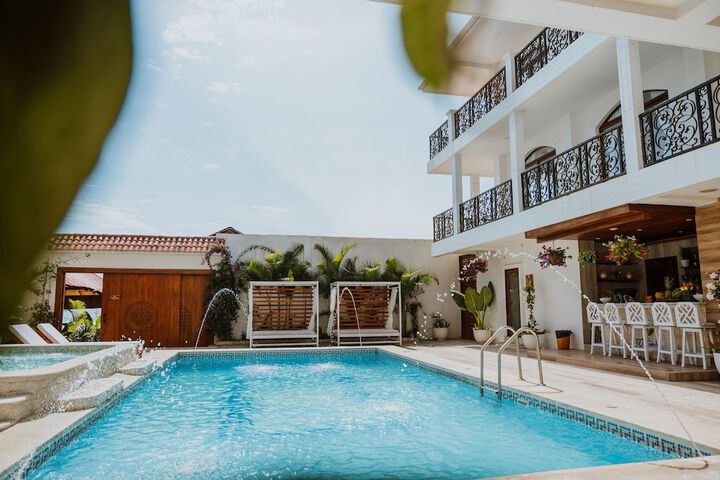 Pool 45 of 87