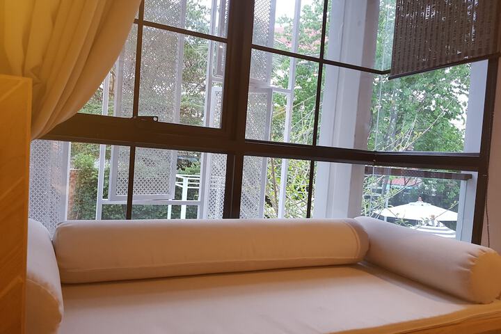 Room 9 of 159
