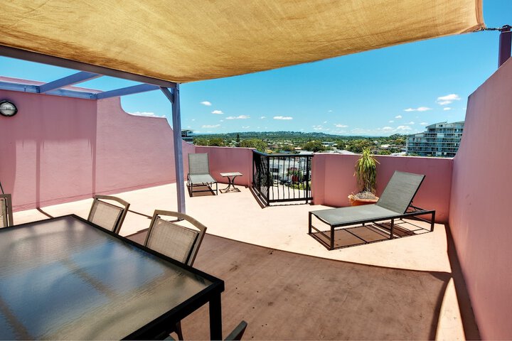 Terrace/Patio 23 of 40