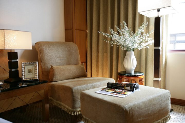 Room 6 of 24