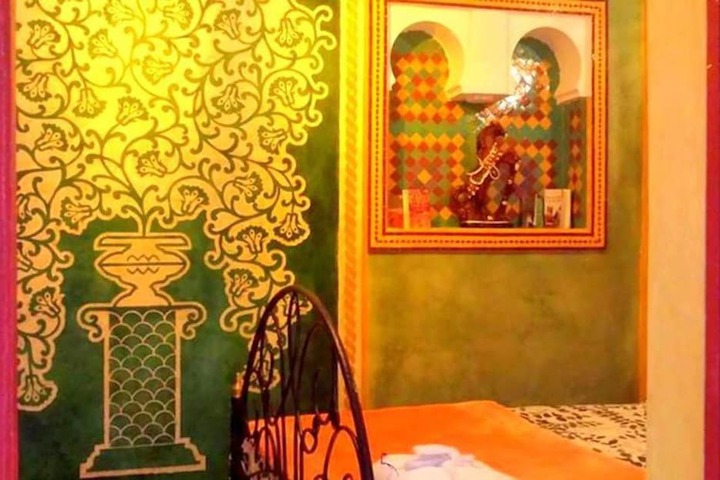 Room 6 of 38