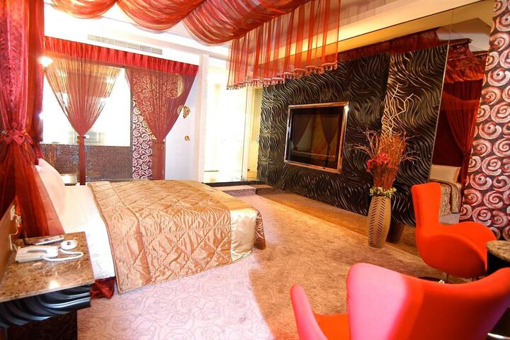 Room 34 of 56