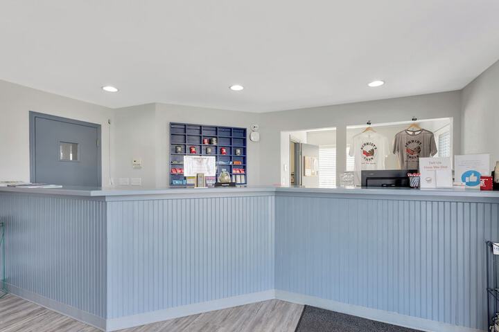 Hotel Interior 4 of 32