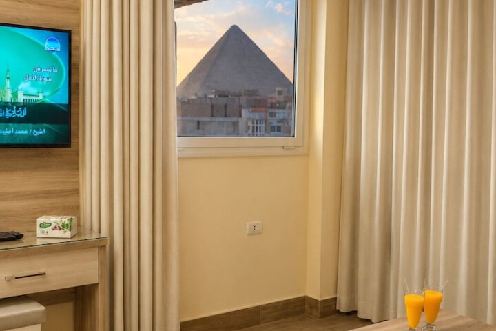 Room 42 of 127