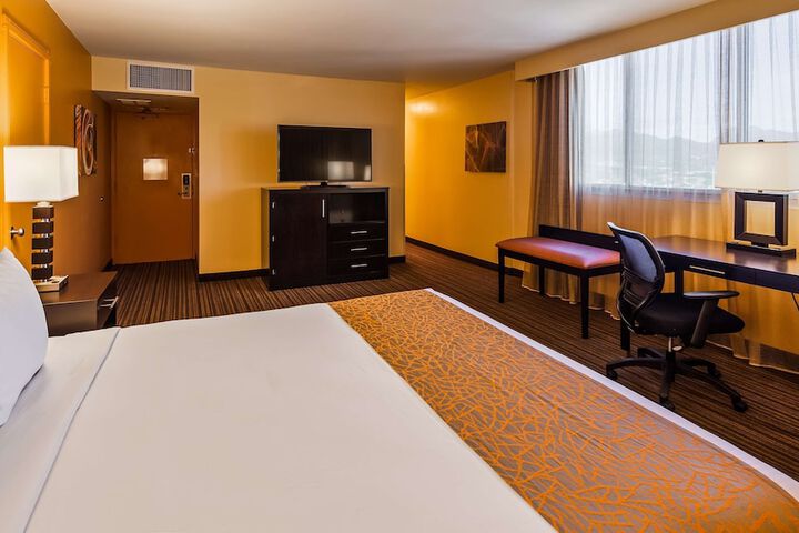 Room 44 of 69