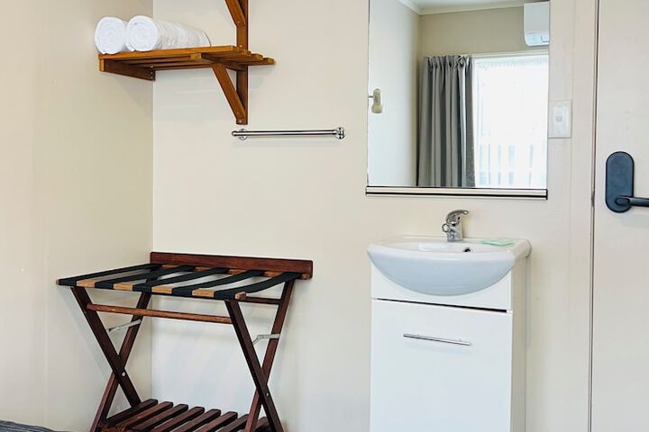 Room 20 of 39