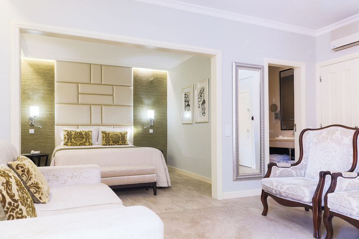 Room 14 of 46