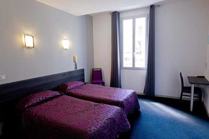 Room 16 of 45