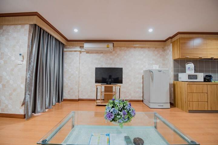 Room 12 of 20