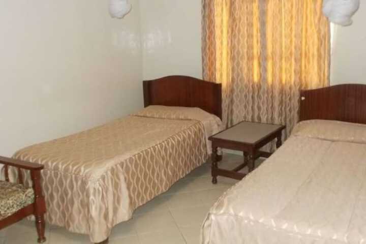 Room 2 of 17