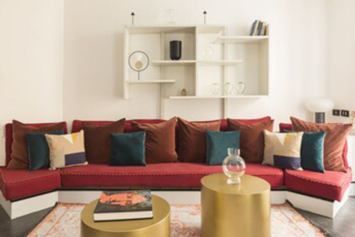 Room 4 of 13