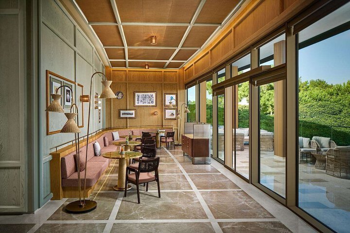 Hotel Interior 8 of 336