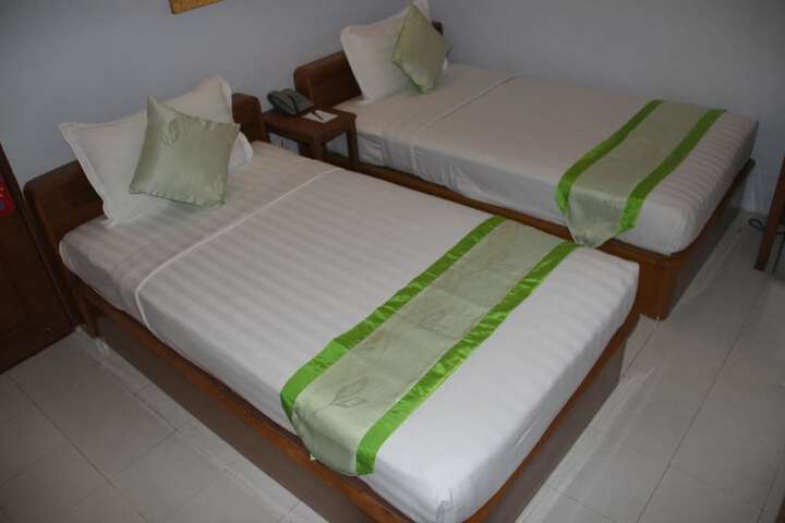 Room 15 of 39