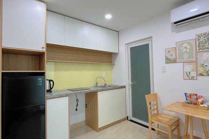 Room 8 of 19
