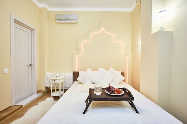 Room 17 of 30