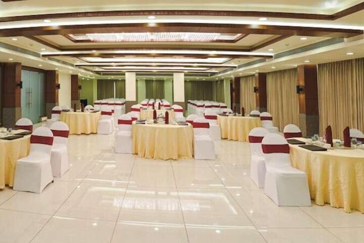 Ballroom/Hall 41 of 49