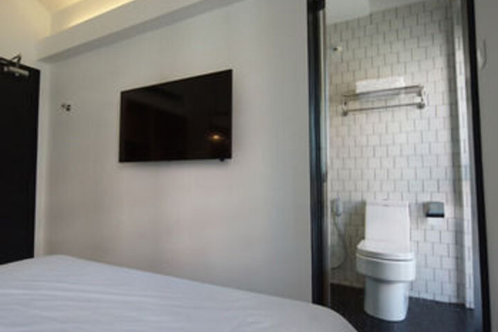 Room 38 of 74