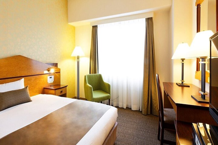 Room 14 of 82