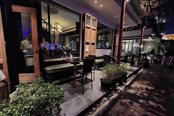 Dining 141 of 151