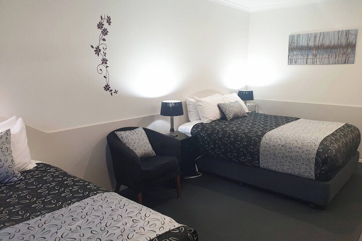 Room 20 of 34