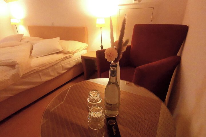 Room 13 of 29