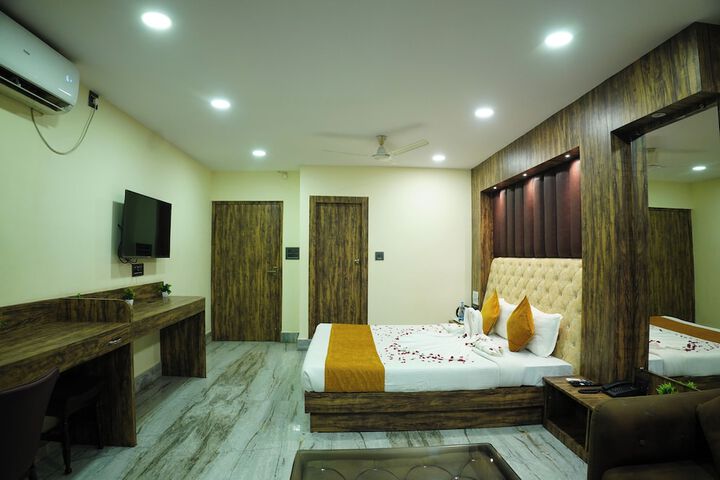 Room 18 of 35