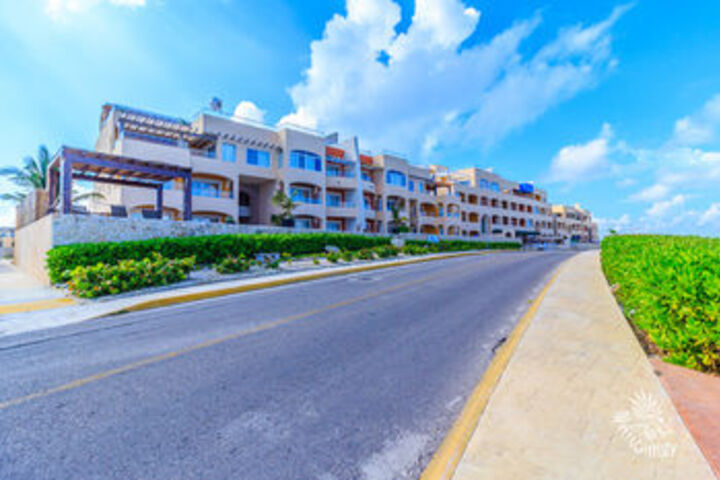 Hotel 4 of 30