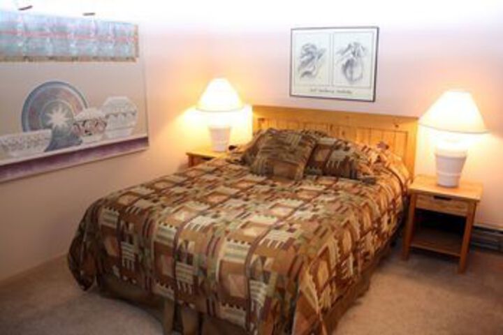 Room 2 of 9