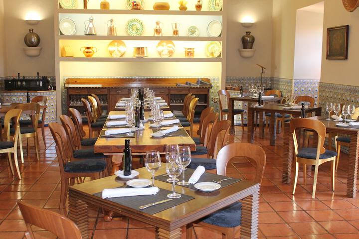 Dining Photos