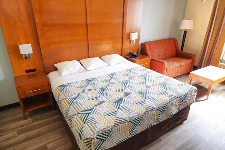 1 King Bed Micfridge Sofa Bed (15 of 15)