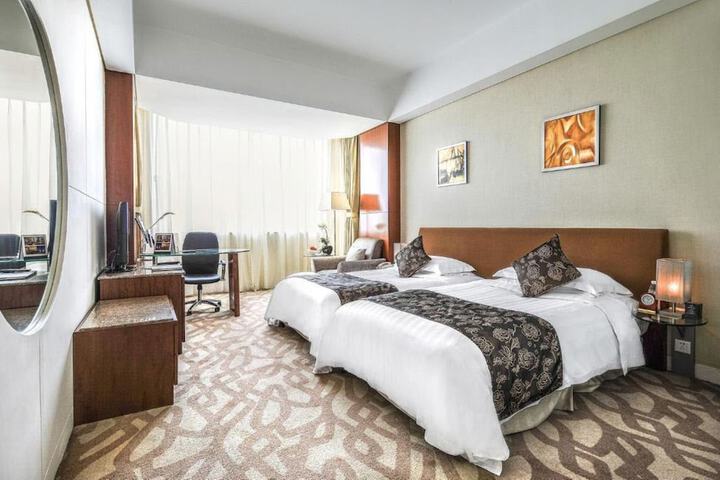 Room 16 of 224